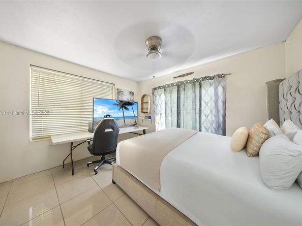 1380 71st St, Miami Beach FL 33141