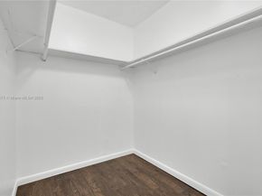 2020 NE 135th St 805, North Miami FL 33181