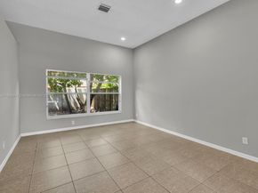 18232 SW 5th St, Pembroke Pines FL 33029