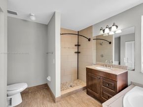 18232 SW 5th St, Pembroke Pines FL 33029