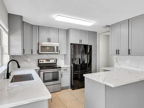 18232 SW 5th St, Pembroke Pines FL 33029