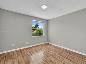 18232 SW 5th St, Pembroke Pines FL 33029