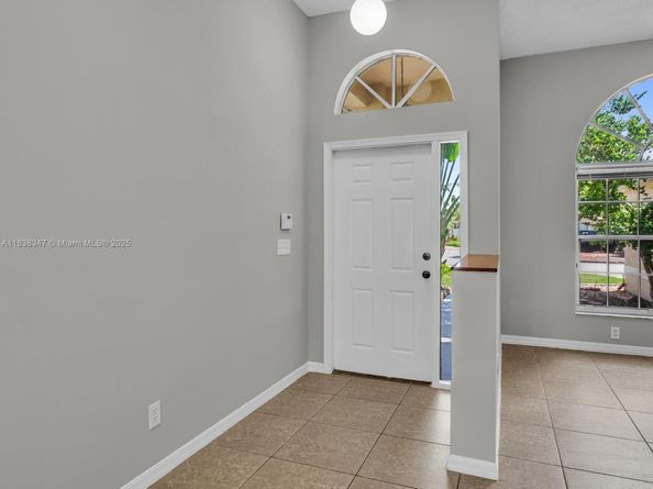 18232 SW 5th St, Pembroke Pines FL 33029