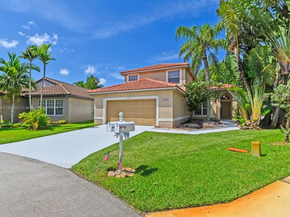 18232 SW 5th St, Pembroke Pines FL 33029