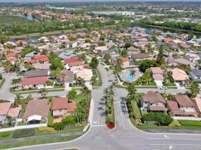 18232 SW 5th St, Pembroke Pines FL 33029
