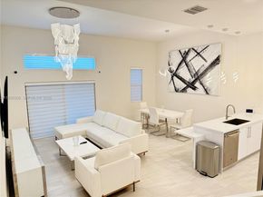 4393 NW 9th St, Plantation FL 33317