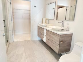 4393 NW 9th St, Plantation FL 33317