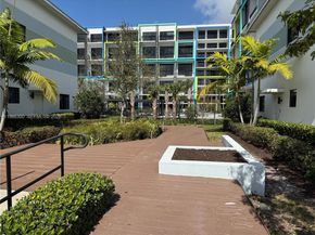 4393 NW 9th St, Plantation FL 33317
