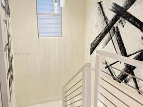 4393 NW 9th St, Plantation FL 33317
