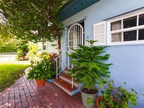 7110 SW 13th Ter, Miami FL 33144