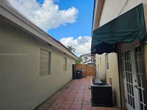 10816 SW 75th St, Miami FL 33173