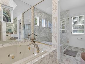 3500 Island Bl D201, Aventura FL 33160