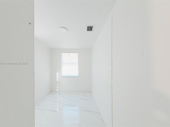 30 NW 62nd St, Miami FL 33150