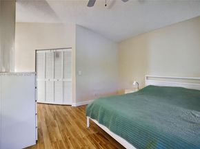 7306 NW 1st Mnr, Plantation FL 33317