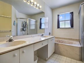 7306 NW 1st Mnr, Plantation FL 33317