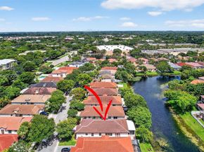 7306 NW 1st Mnr, Plantation FL 33317