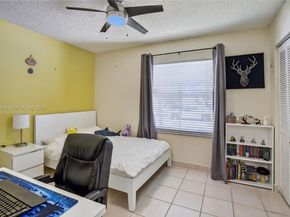 7306 NW 1st Mnr, Plantation FL 33317