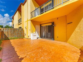 13745 SW 84th St A, Miami FL 33183