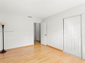 13745 SW 84th St A, Miami FL 33183