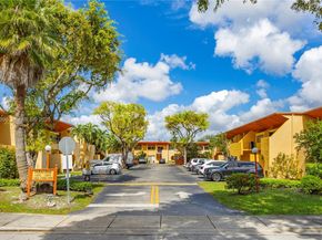 13745 SW 84th St A, Miami FL 33183