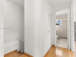 13745 SW 84th St A, Miami FL 33183