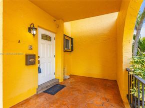 13745 SW 84th St A, Miami FL 33183