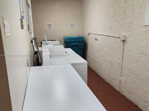 681 S Hollybrook Dr 110, Pembroke Pines FL 33025