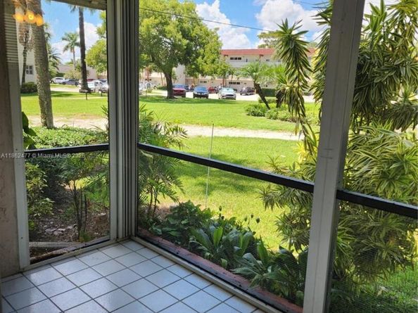 681 S Hollybrook Dr 110, Pembroke Pines FL 33025
