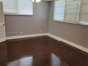 681 S Hollybrook Dr 110, Pembroke Pines FL 33025