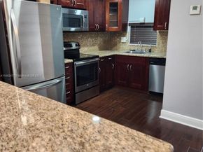 681 S Hollybrook Dr 110, Pembroke Pines FL 33025