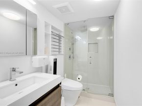 2030 S Ocean Dr 1707, Hallandale Beach FL 33009