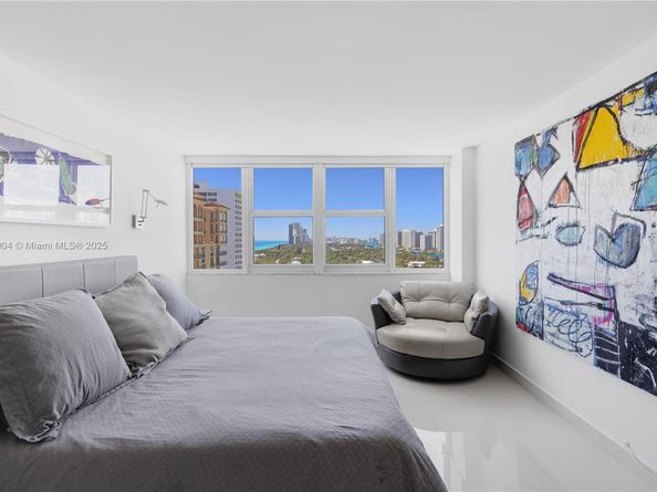 2030 S Ocean Dr 1707, Hallandale Beach FL 33009