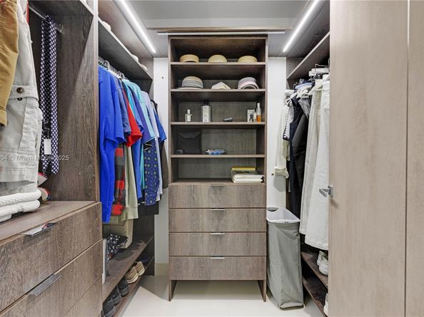 2030 S Ocean Dr 1707, Hallandale Beach FL 33009