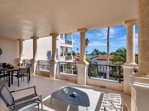 19136 Fisher Island Dr 19136, Miami Beach FL 33109