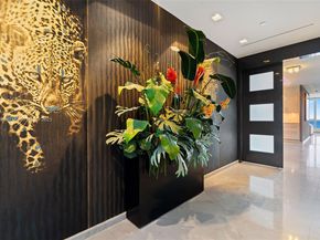 100 S Pointe Dr 2506, Miami Beach FL 33139