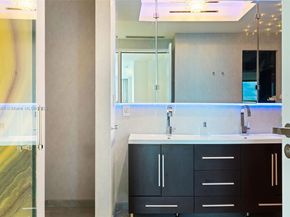 100 S Pointe Dr 2506, Miami Beach FL 33139