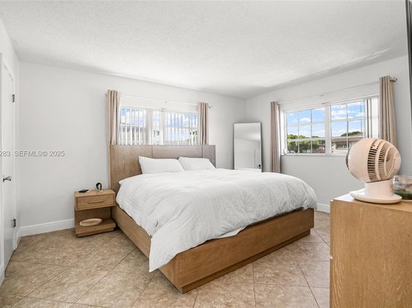 4605 SW 139th Ct 814, Miami FL 33175