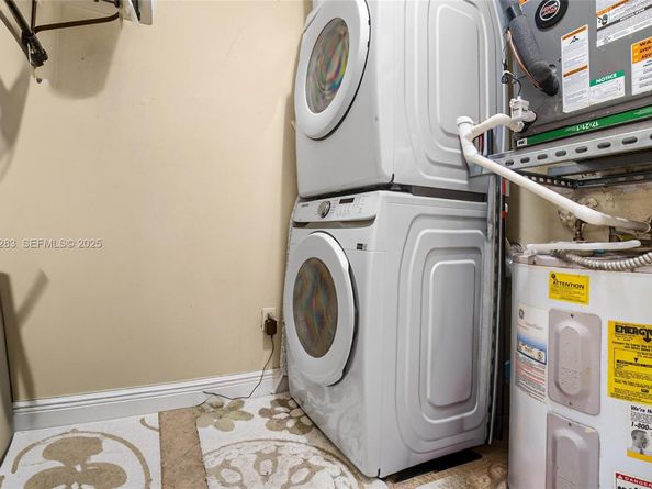 4605 SW 139th Ct 814, Miami FL 33175