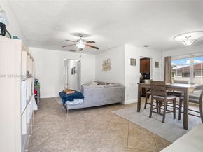 4605 SW 139th Ct 814, Miami FL 33175