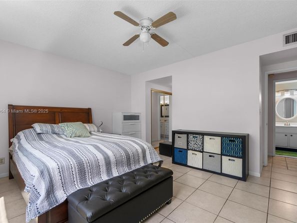 3800 Hillcrest Dr 210, Hollywood FL 33021