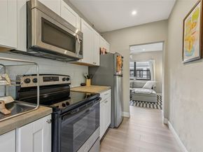 7845 NE Bayshore Ct 16, Miami FL 33138