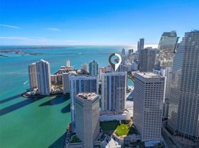 325 S Biscayne Blvd 3726, Miami FL 33131