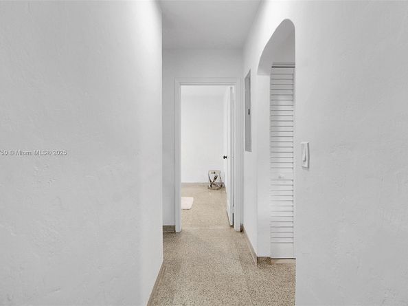 231 NE 43rd St, Miami FL 33137