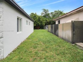 231 NE 43rd St, Miami FL 33137
