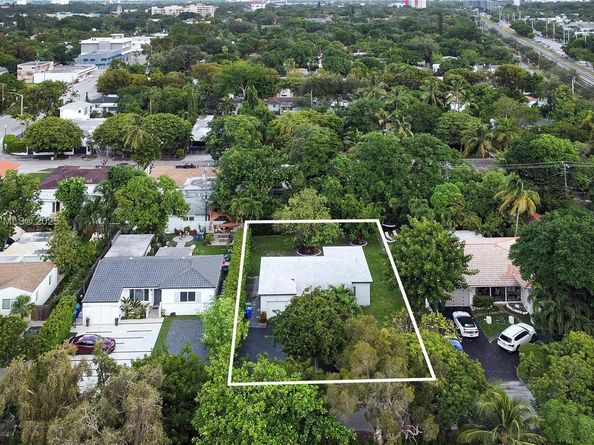 231 NE 43rd St, Miami FL 33137