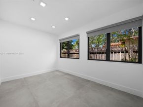 829 SW 4th Ct, Fort Lauderdale FL 33312