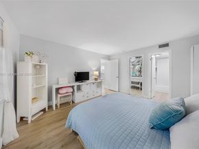 130 S Cypress Rd 612, Pompano Beach FL 33060