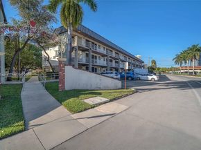 270 Layne Blvd 305, Hallandale Beach FL 33009