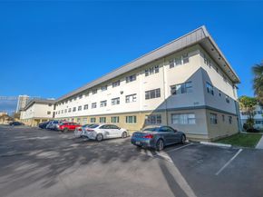 270 Layne Blvd 305, Hallandale Beach FL 33009