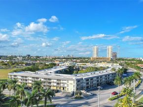 270 Layne Blvd 305, Hallandale Beach FL 33009